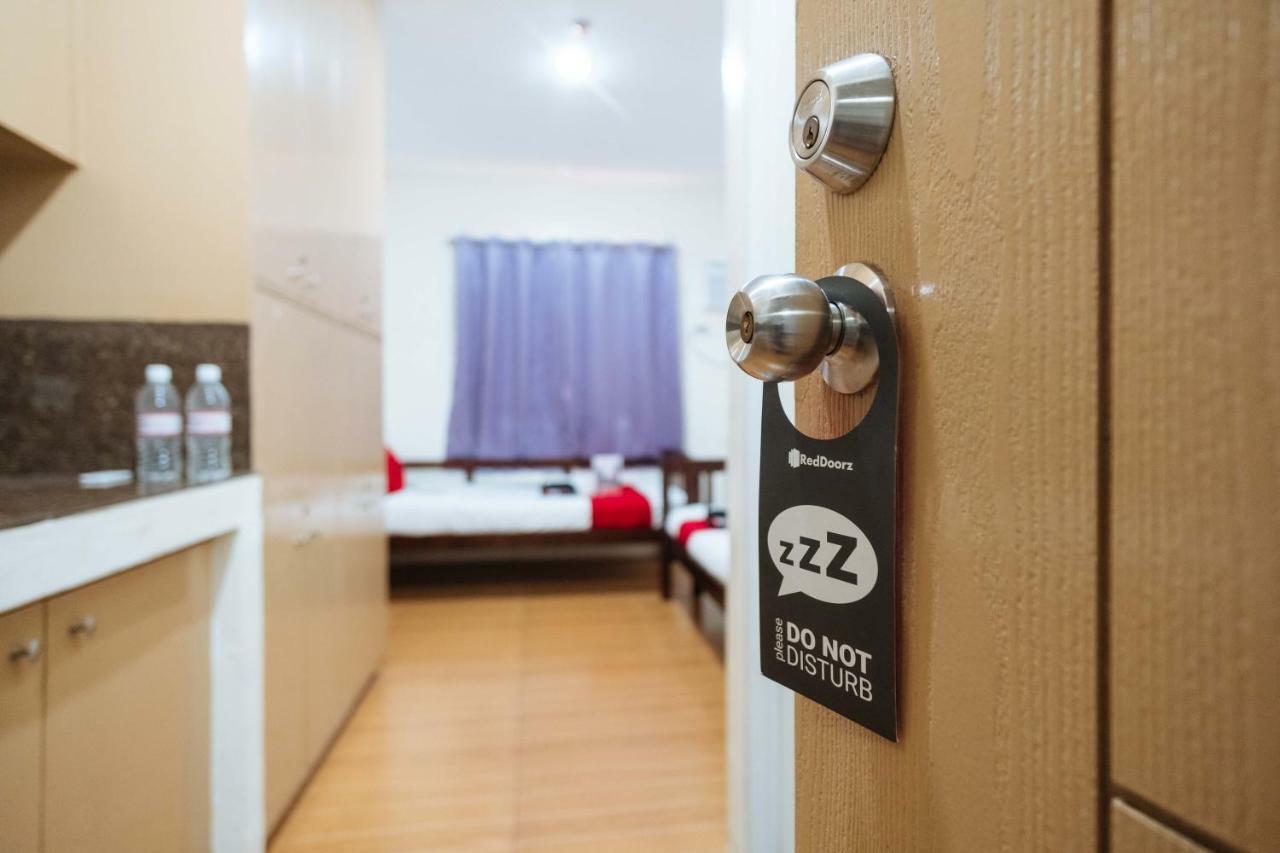 Reddoorz Near Robinsons Place Manila Eksteriør billede
